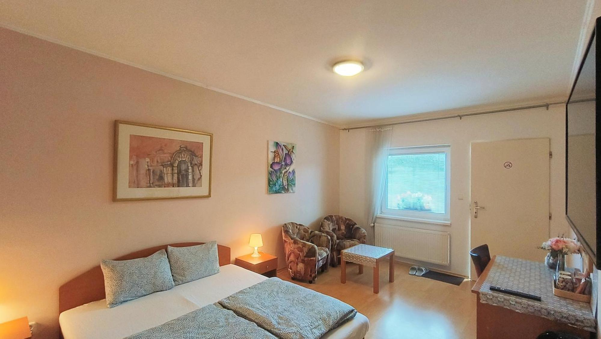 Cozy Room With Garden In Bratislava Exteriér fotografie