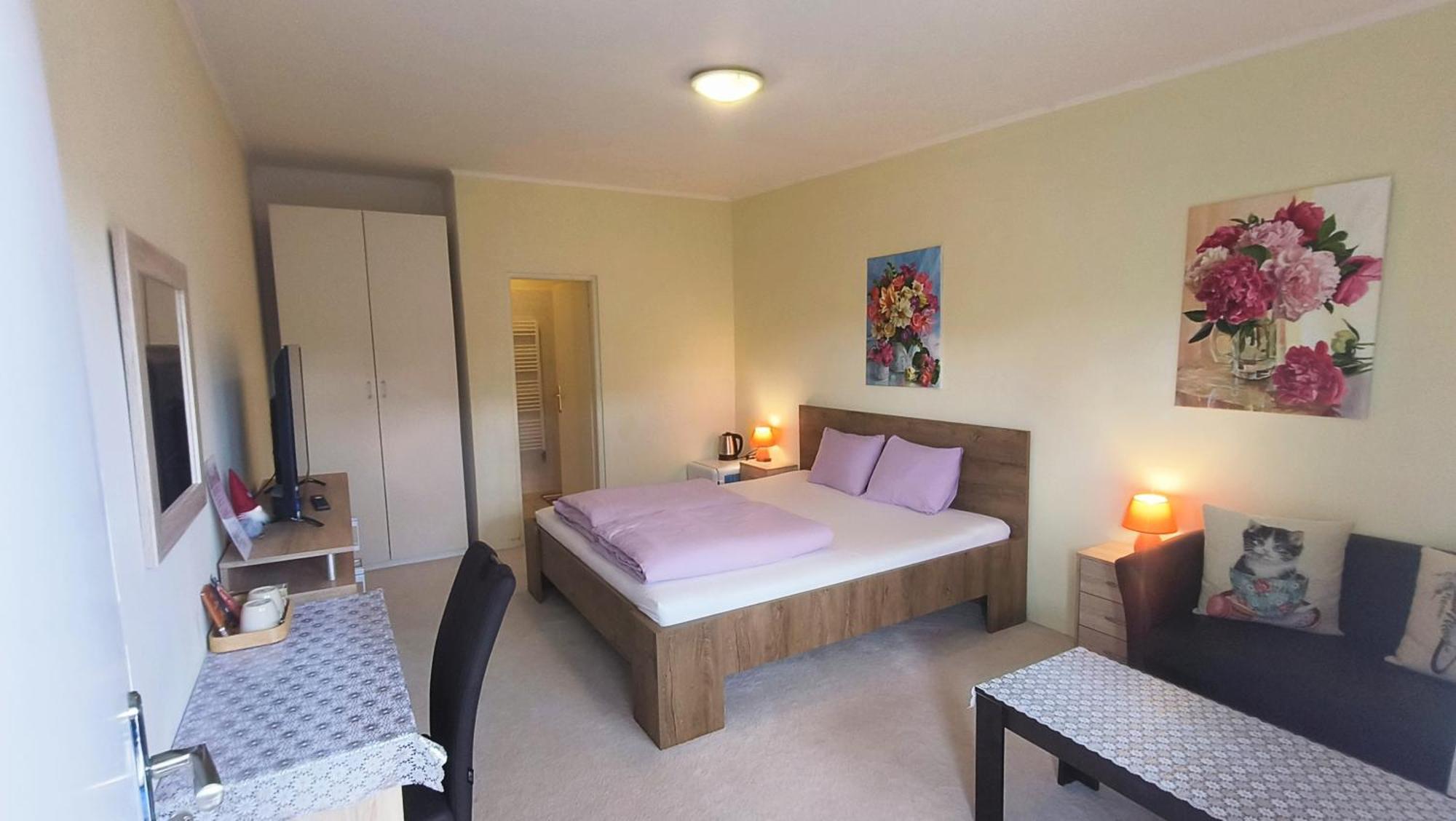 Cozy Room With Garden In Bratislava Exteriér fotografie